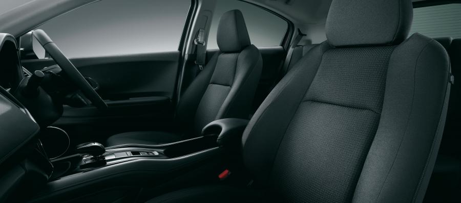 Интерьер Honda Vezel Hybrid X 2018 года  (JP) (фото 4 из 4)